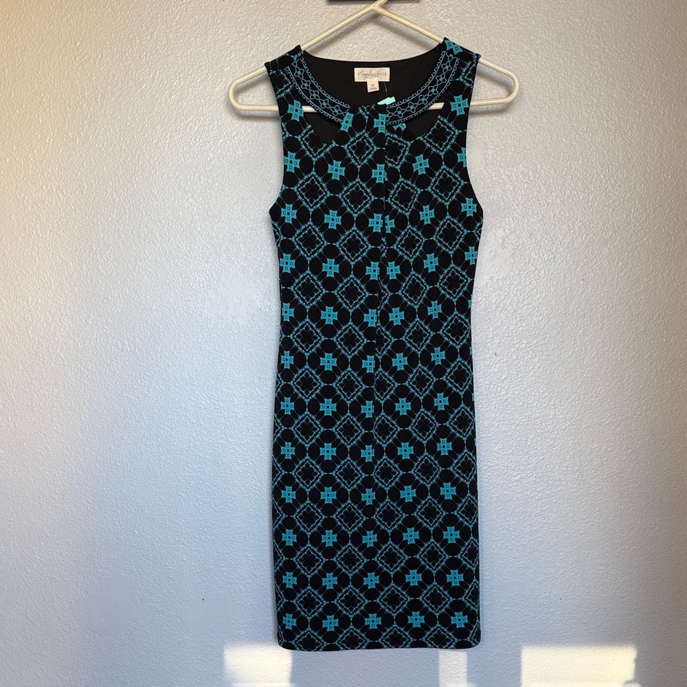 Elegant Black and Blue Patterned Mini Dress